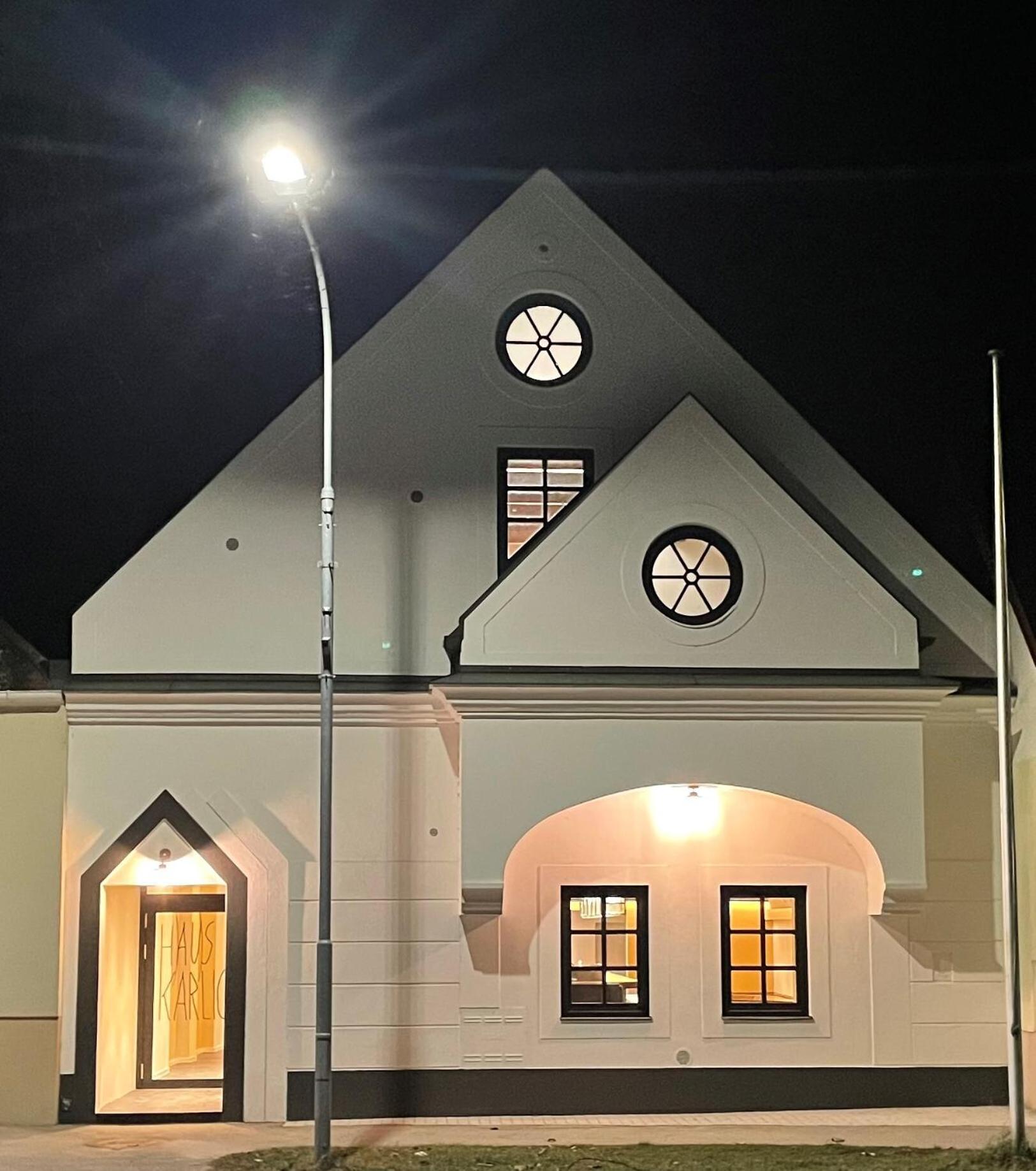 ホテル Haus Karlich Trausdorf an der Wulka エクステリア 写真